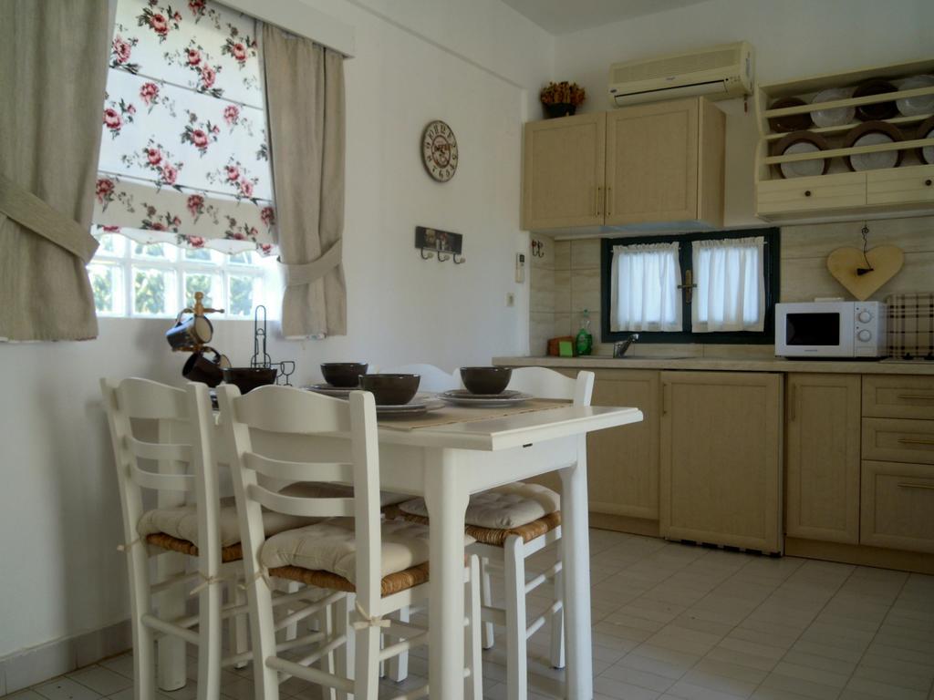 Palemilos Apartments Elounda Esterno foto